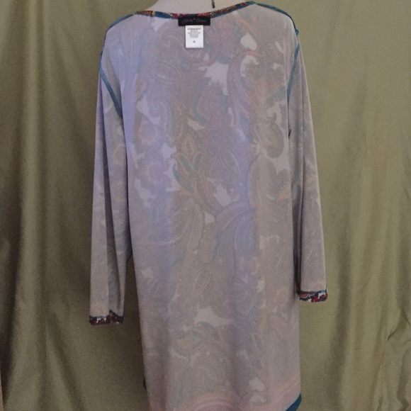 Border print tunic - Picture 7 of 8